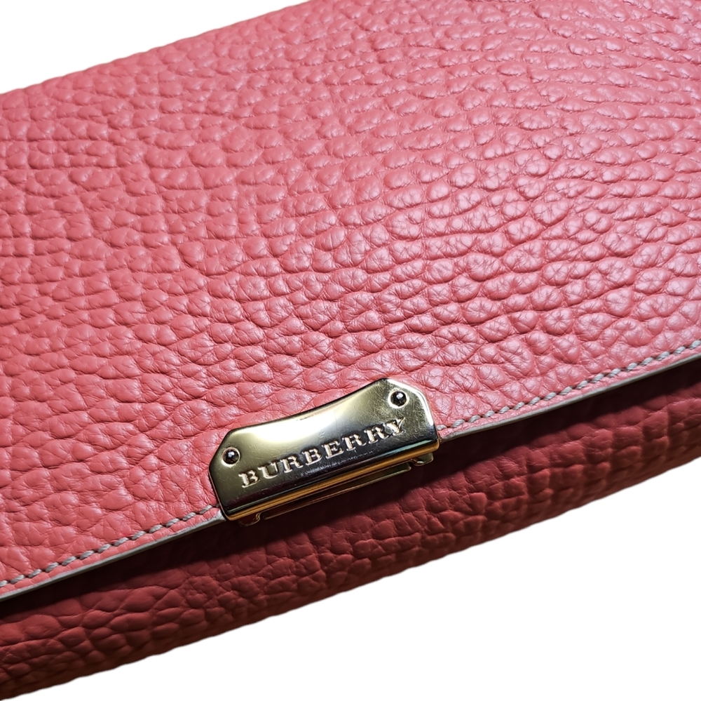 Burberry Rare Leather Bag/Crossbody - Picture 9 of 12